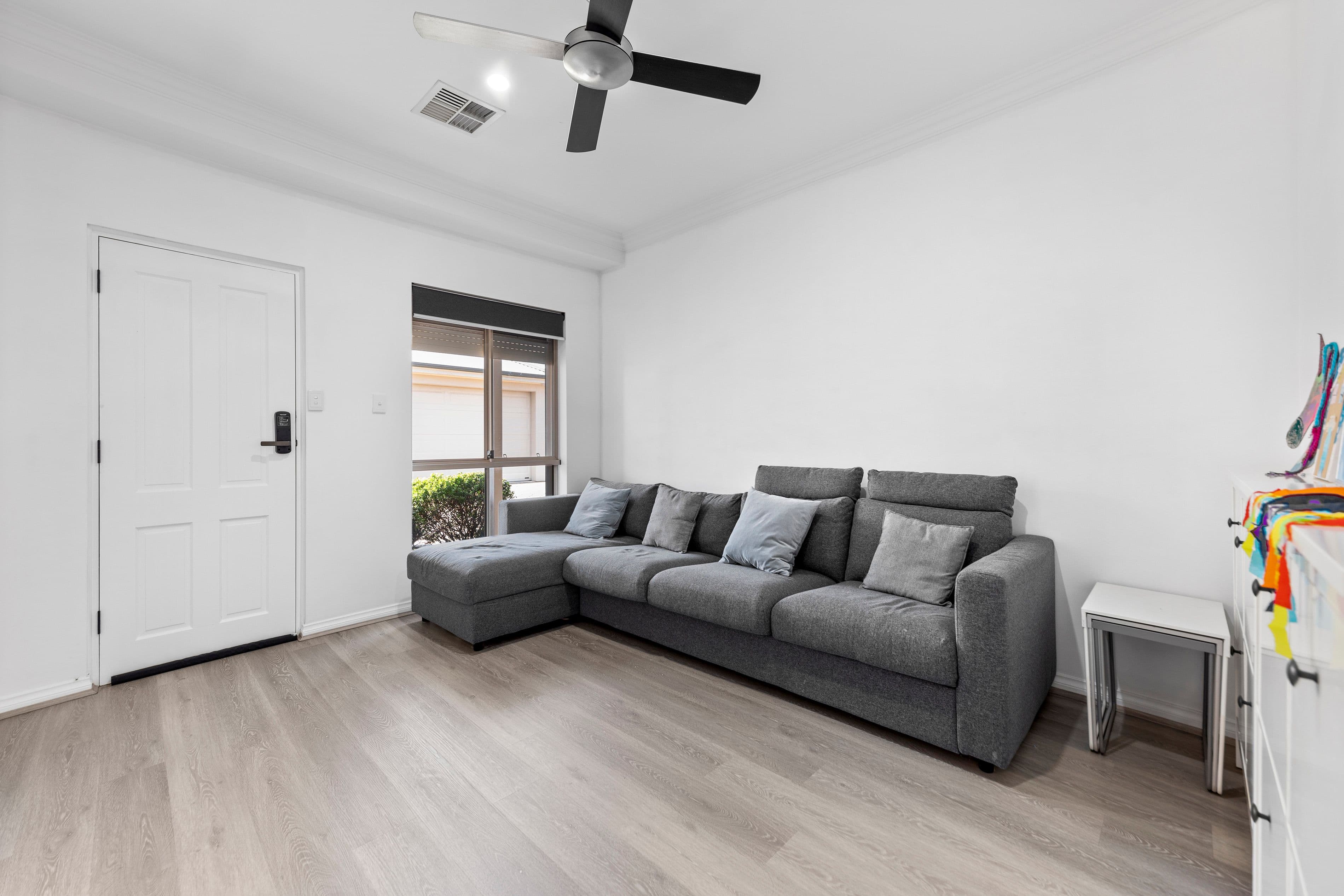 9 Maurice Avenue, Rostrevor SA 5073, Rostrevor - Thumbnail 2
