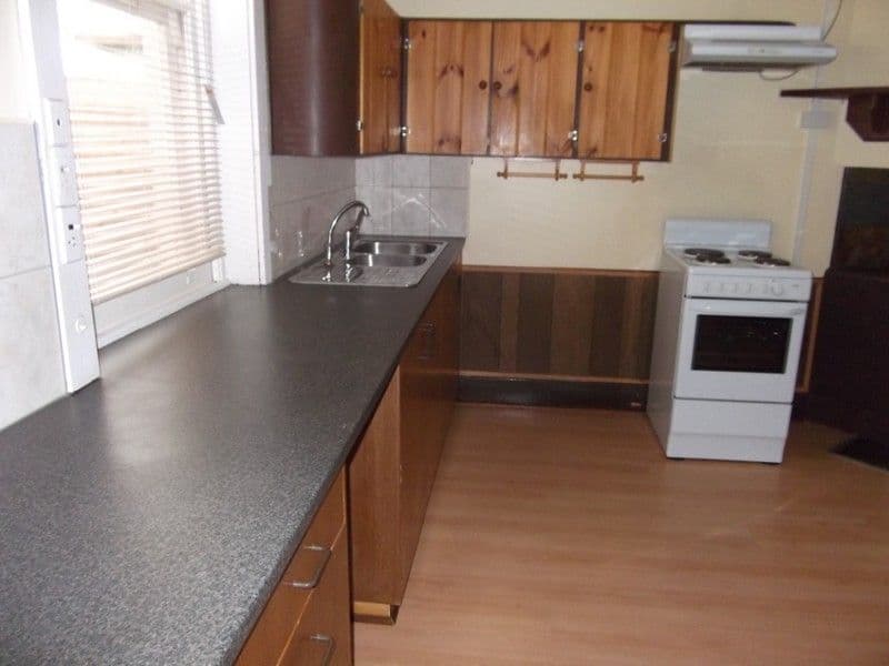 21 Milne Terrace, Moonta SA 5558, Moonta - Thumbnail 6