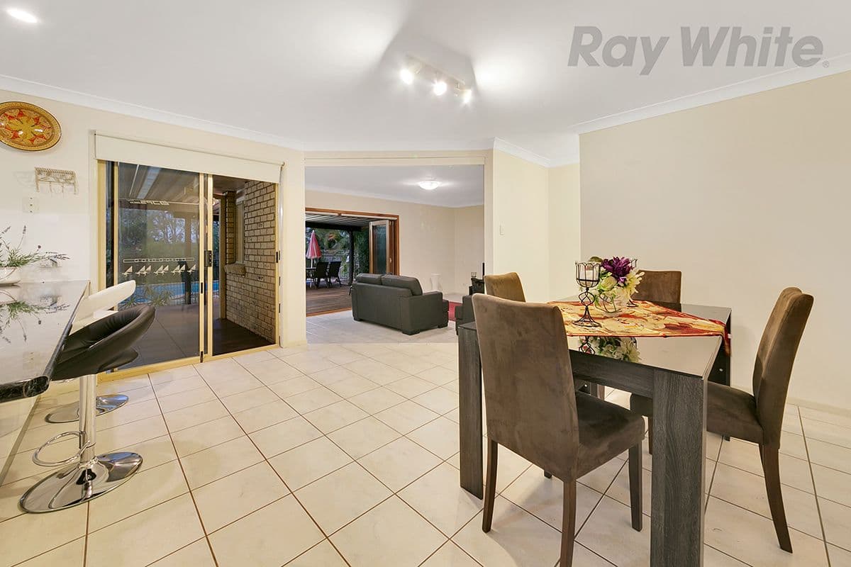 10 Pirra Close, Eight Mile Plains QLD 4113, Eight Mile Plains - Thumbnail 3