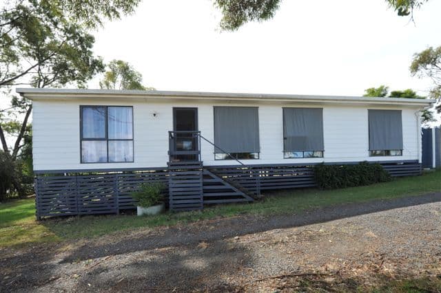 22 Leahy Drive, KINGSTHORPE QLD 4400, Kingsthorpe - Thumbnail 2