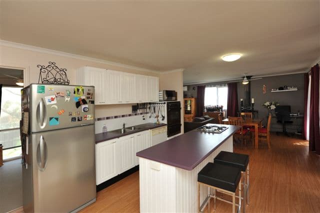 22 Leahy Drive, KINGSTHORPE QLD 4400, Kingsthorpe - Thumbnail 6