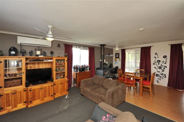 22 Leahy Drive, KINGSTHORPE QLD 4400, Kingsthorpe - Thumbnail 7