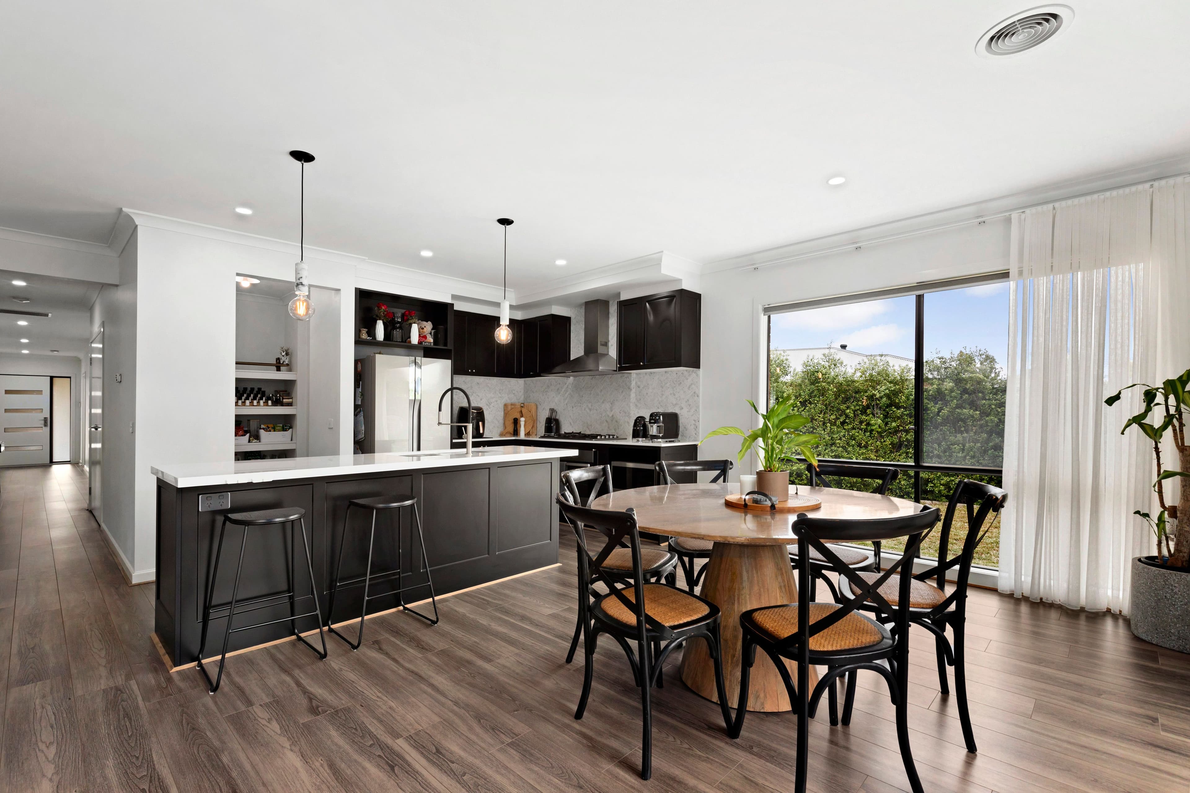13 Stevenage Drive, Strathtulloh VIC 3338, Strathtulloh - Thumbnail 2