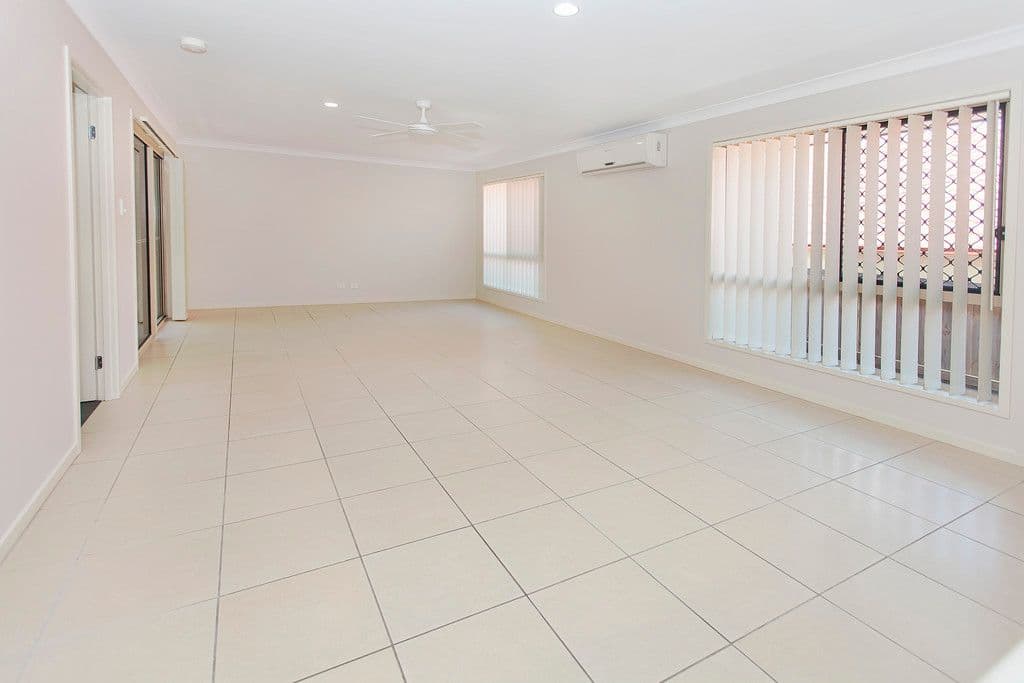 4 Everest Court, Springfield Lakes QLD 4300, Springfield Lakes - Thumbnail 3