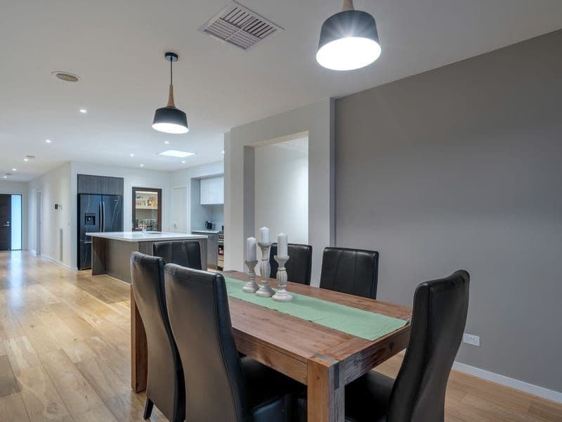 8 Charm Road, Greenvale VIC 3059, Greenvale - Thumbnail 4