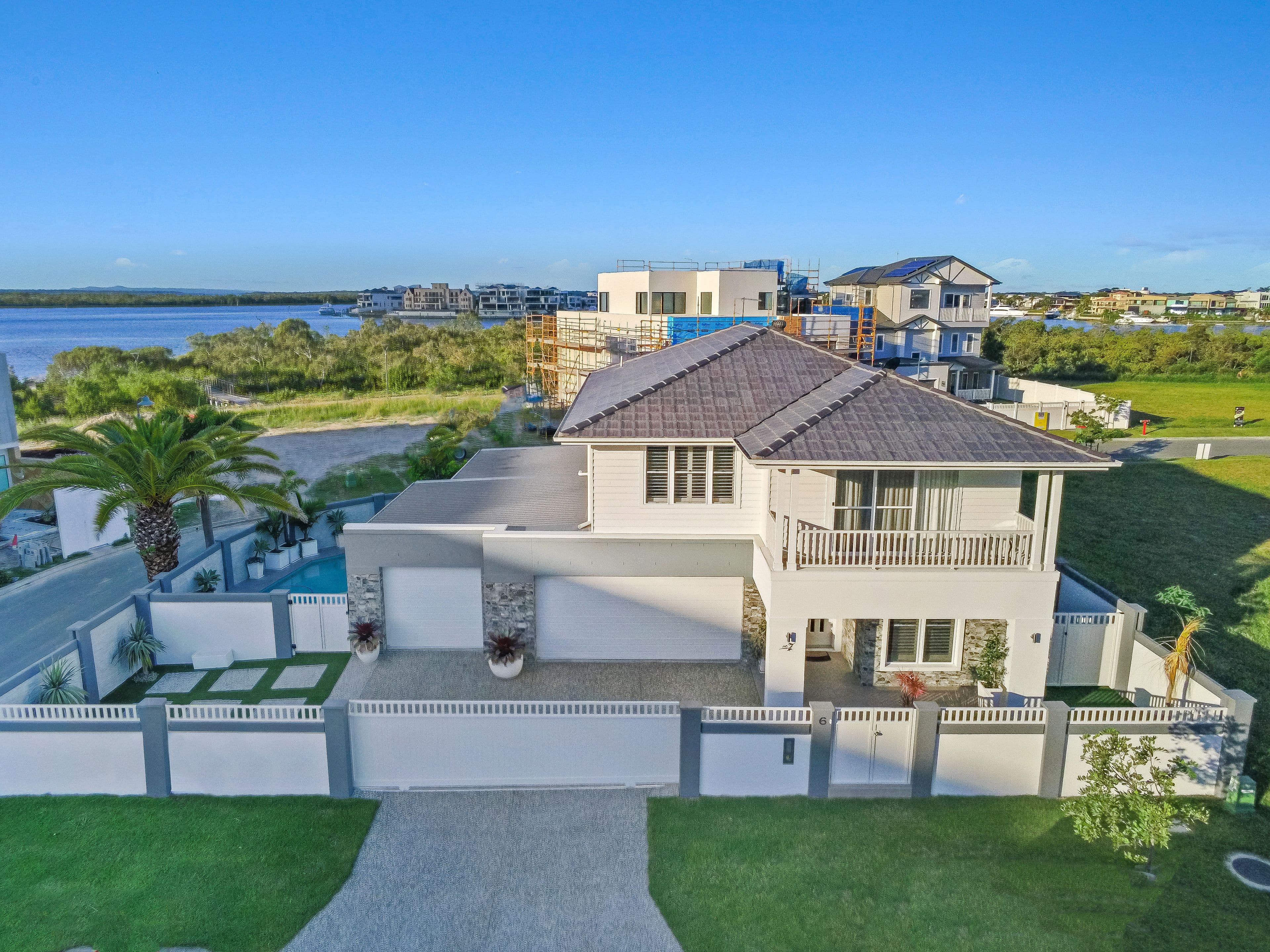 6 Havana Way, Paradise Point QLD 4216, Paradise Point - Thumbnail 4