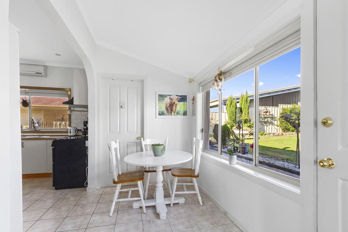 20 Livingstone Street, Morwell VIC 3840, Morwell - Thumbnail 4