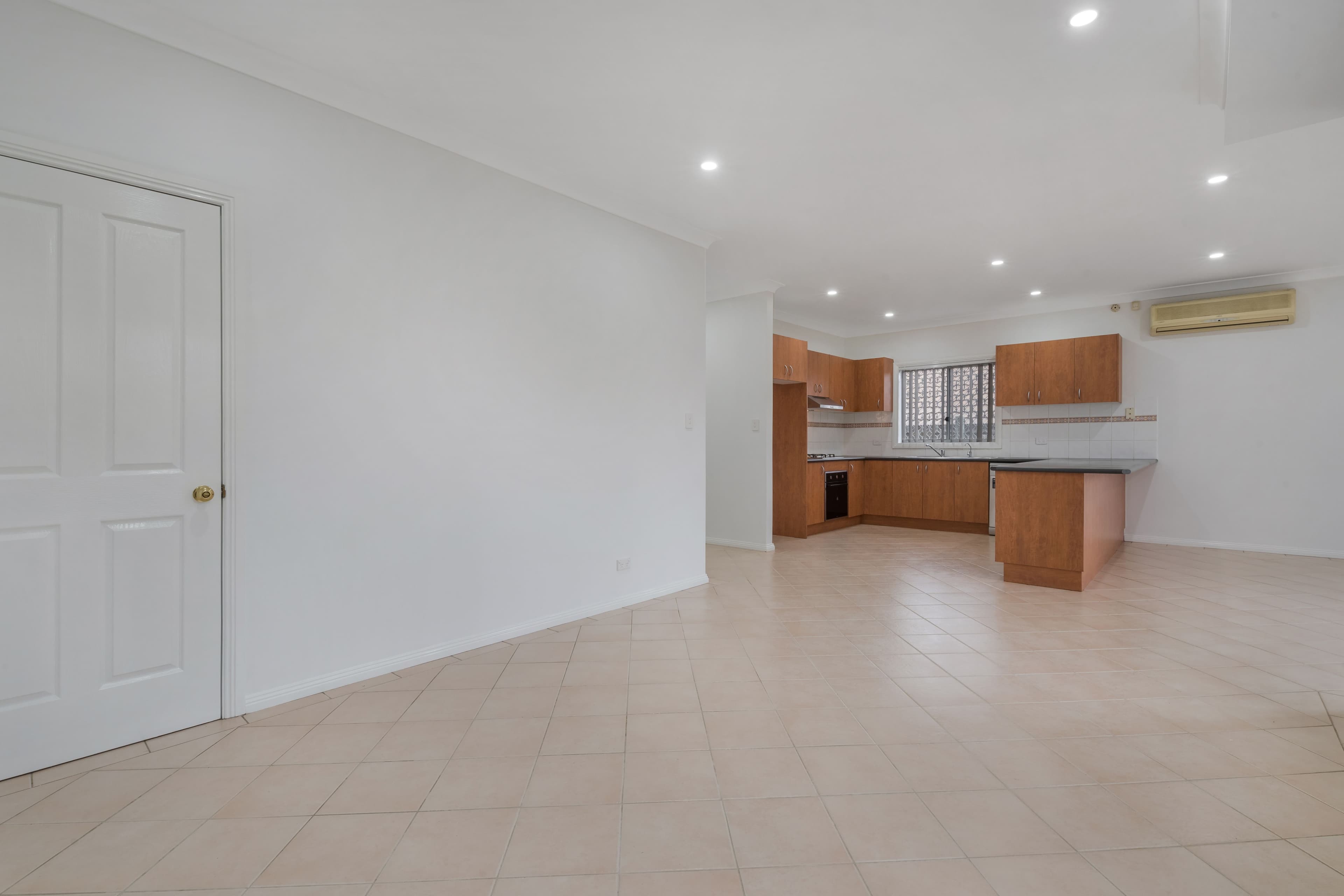 41 Thistle Circuit, Green Valley NSW 2168, Green Valley - Thumbnail 5