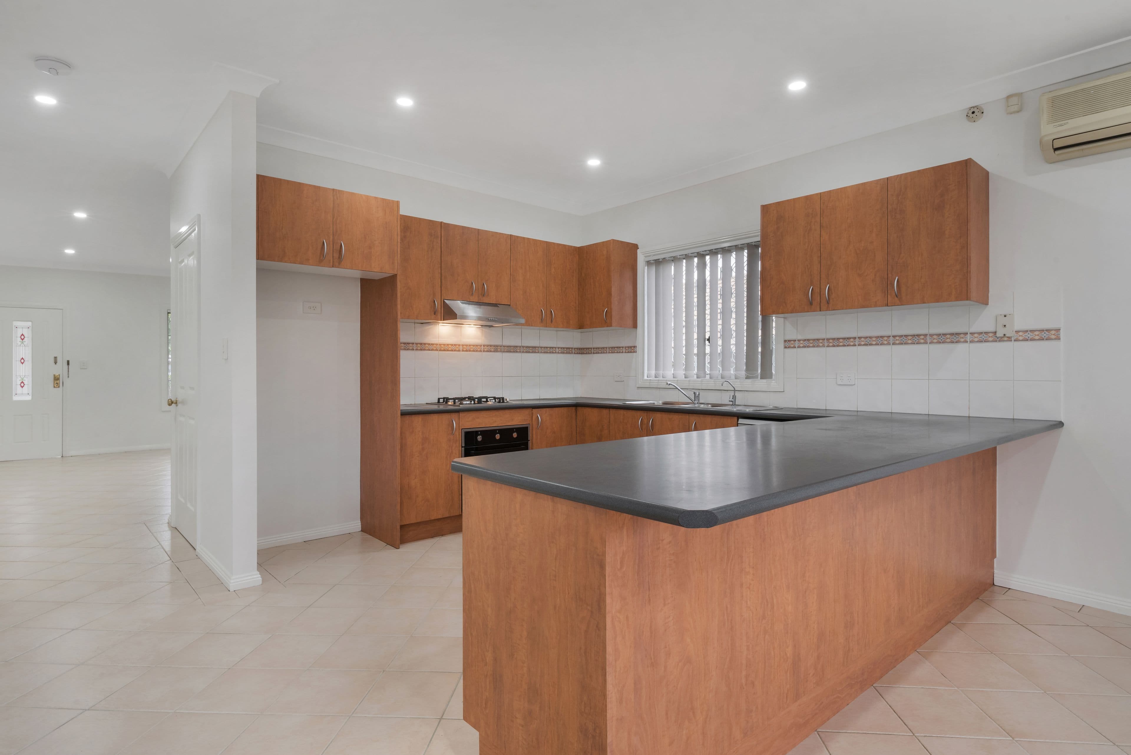 41 Thistle Circuit, Green Valley NSW 2168, Green Valley - Thumbnail 7