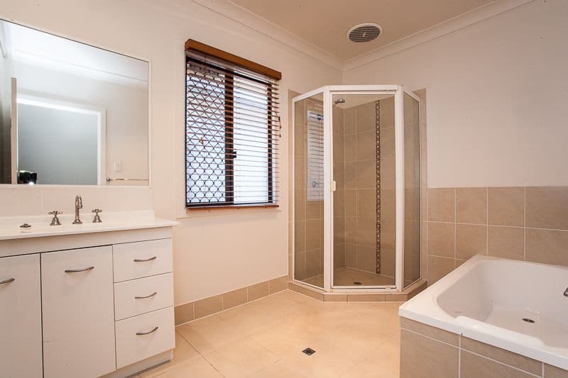 272 Scarborough Road, Scarborough QLD 4020, Scarborough - Thumbnail 5