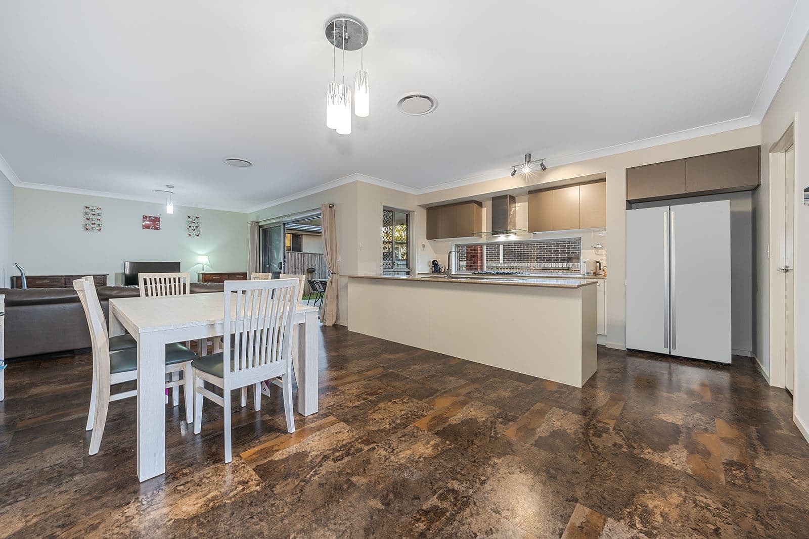 36 Majestic Street, Bridgeman Downs QLD 4035, Bridgeman Downs - Thumbnail 4