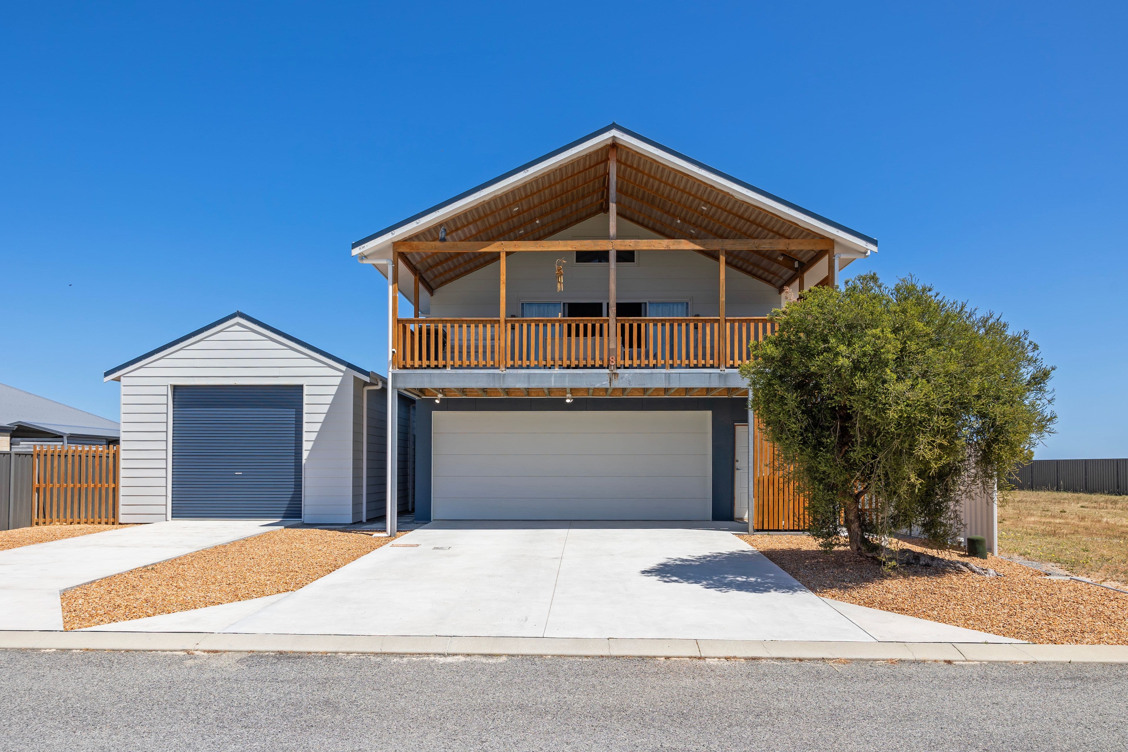 8 Nemcia Way, Jurien Bay WA 6516, Jurien Bay - Image 1