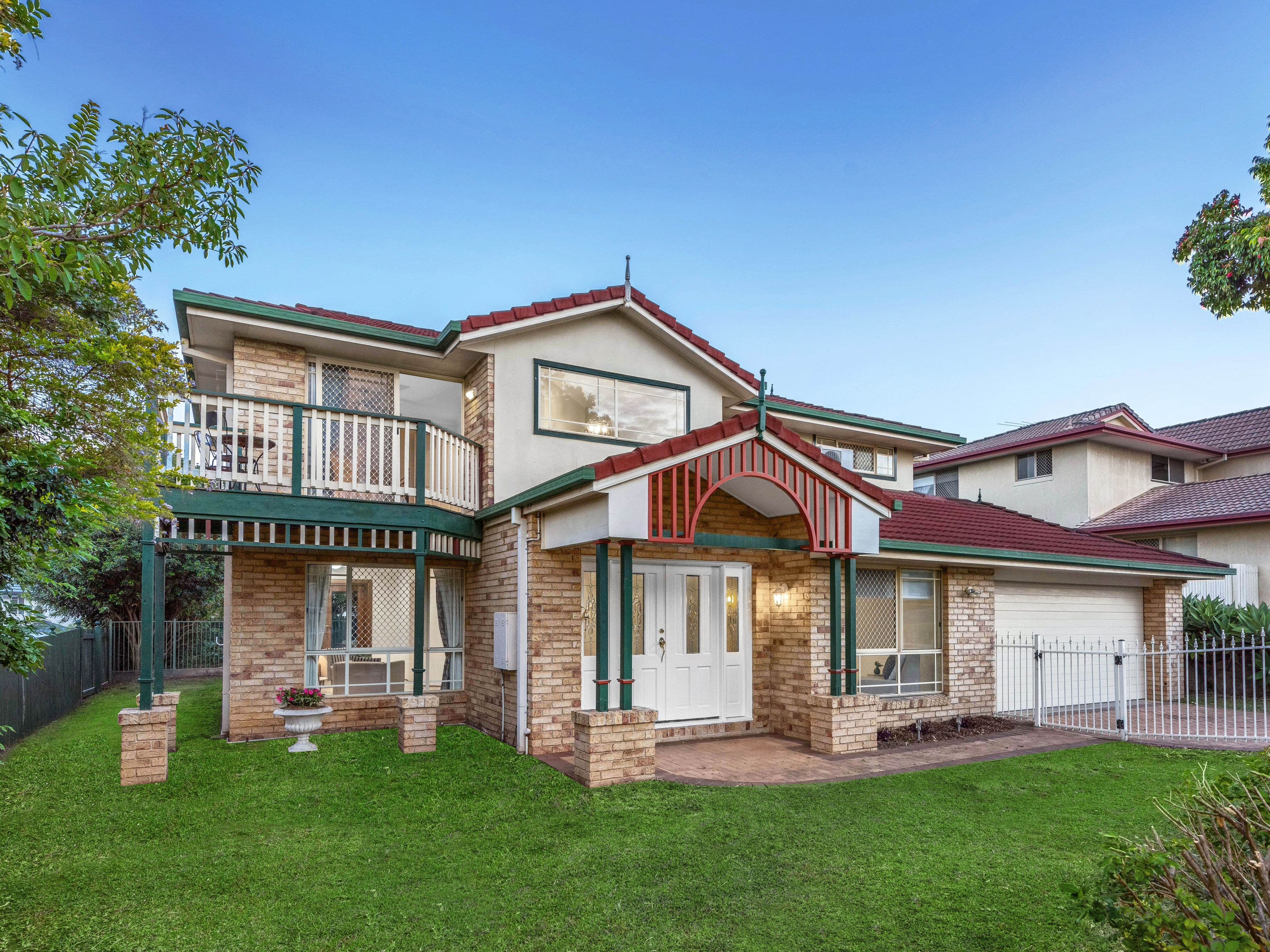 101 Golden Oak Crescent, Carindale QLD 4152, Carindale - Image 1