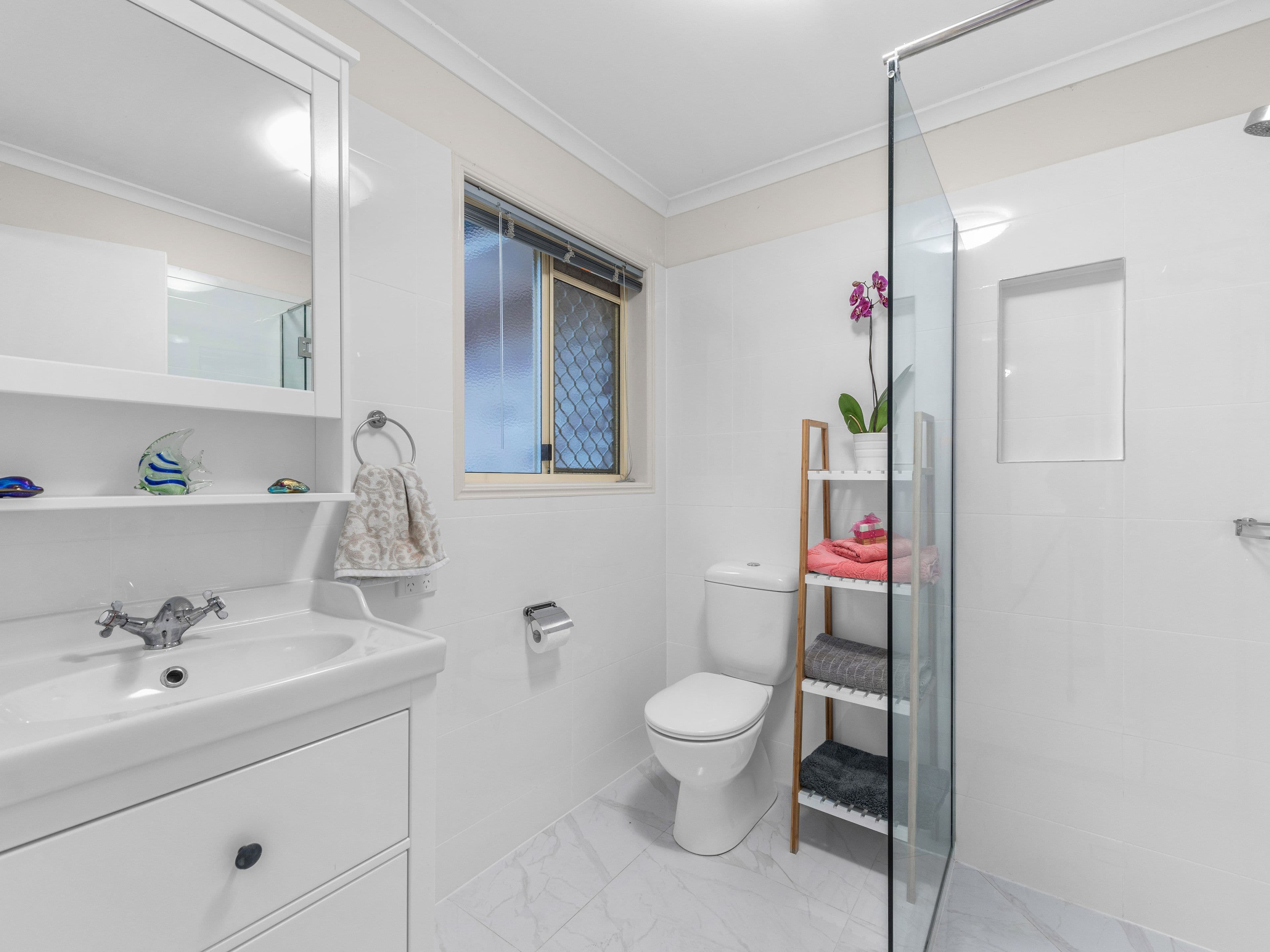 101 Golden Oak Crescent, Carindale QLD 4152, Carindale - Thumbnail 8