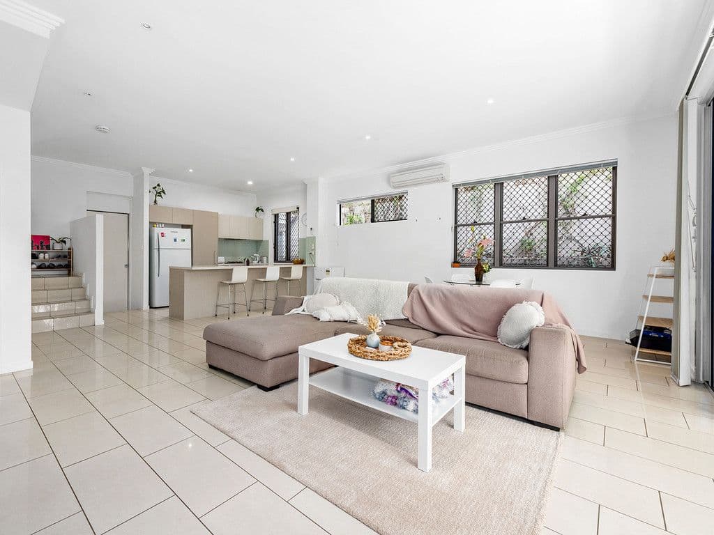 1-7 Robbins Street, Corinda QLD 4075, Corinda - Thumbnail 3