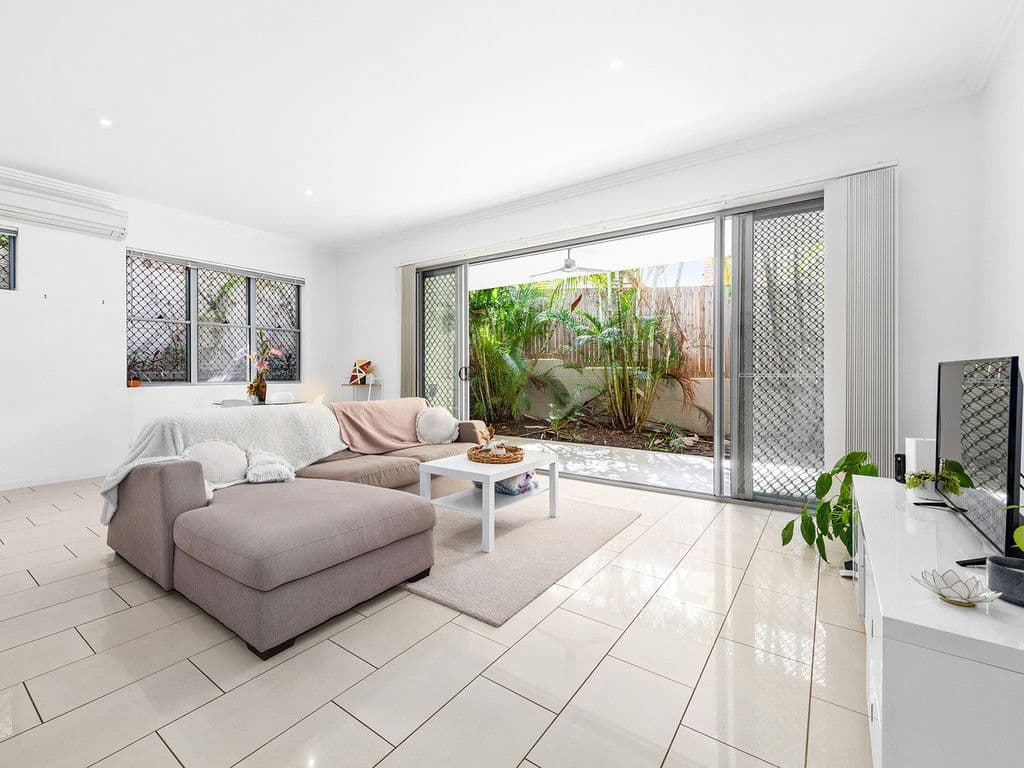 1-7 Robbins Street, Corinda QLD 4075, Corinda - Thumbnail 4
