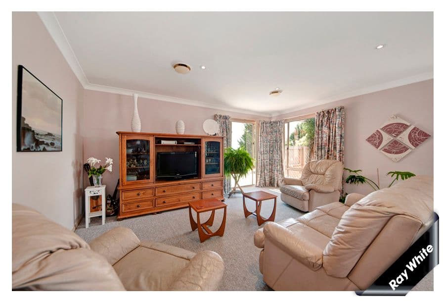15 Tarlton Place, BONYTHON ACT 2905, Bonython - Thumbnail 2