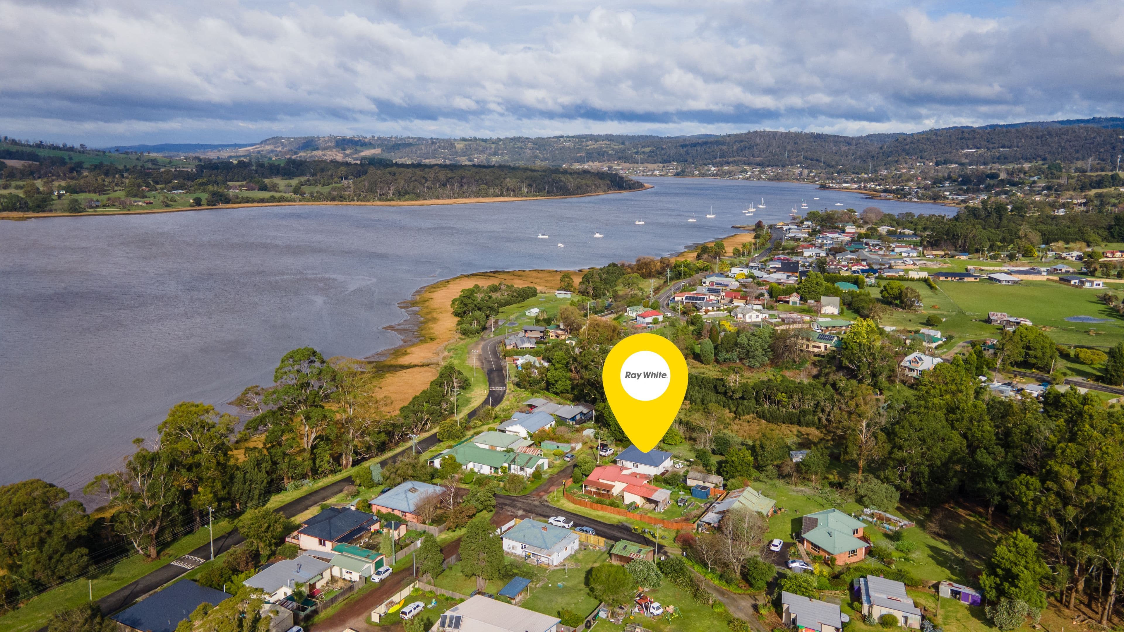 1 Kearles Street, Gravelly Beach TAS 7276, Gravelly Beach - Thumbnail 2