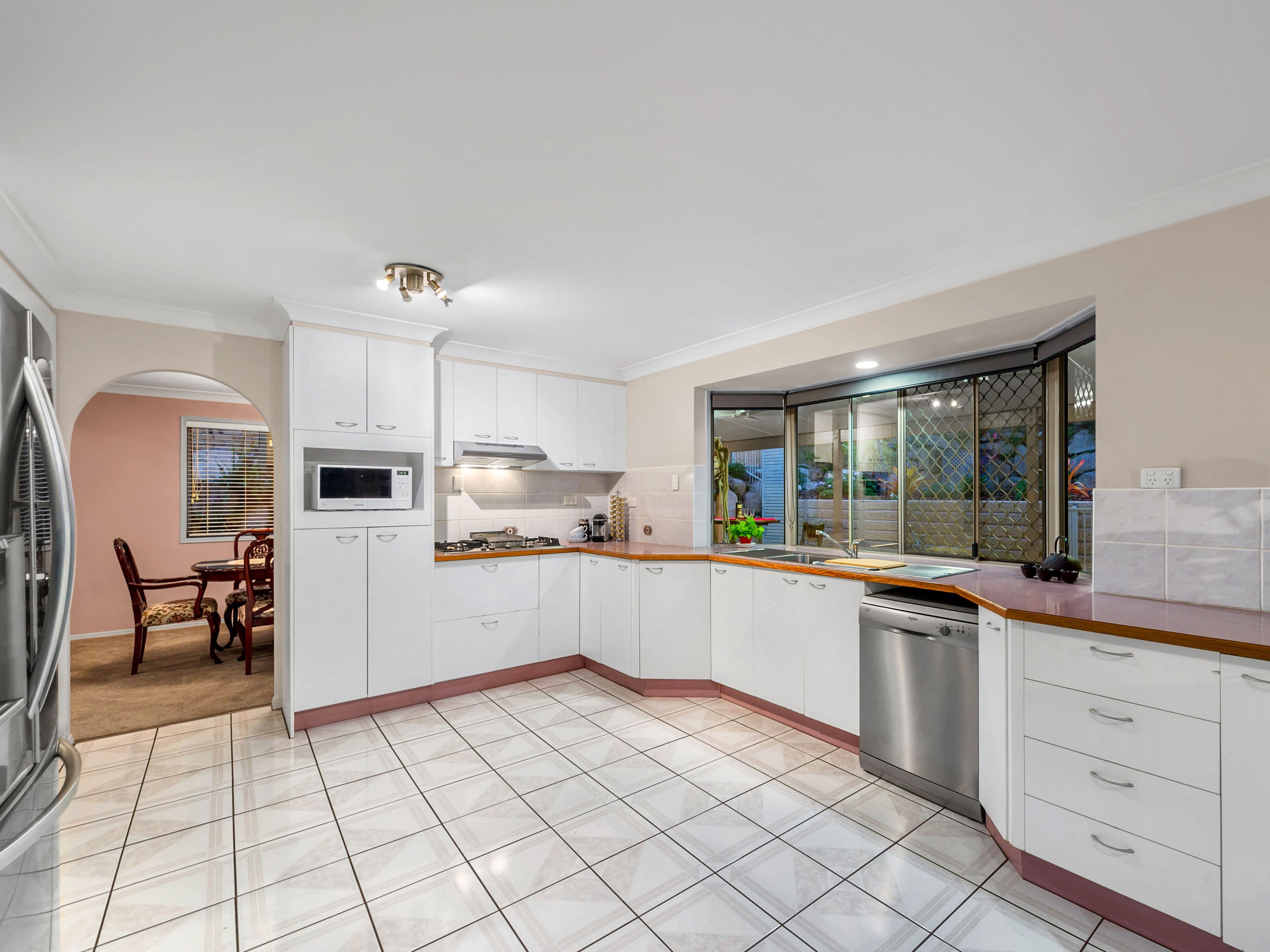 16 Langley Place, Albany Creek QLD 4035, Albany Creek - Thumbnail 2