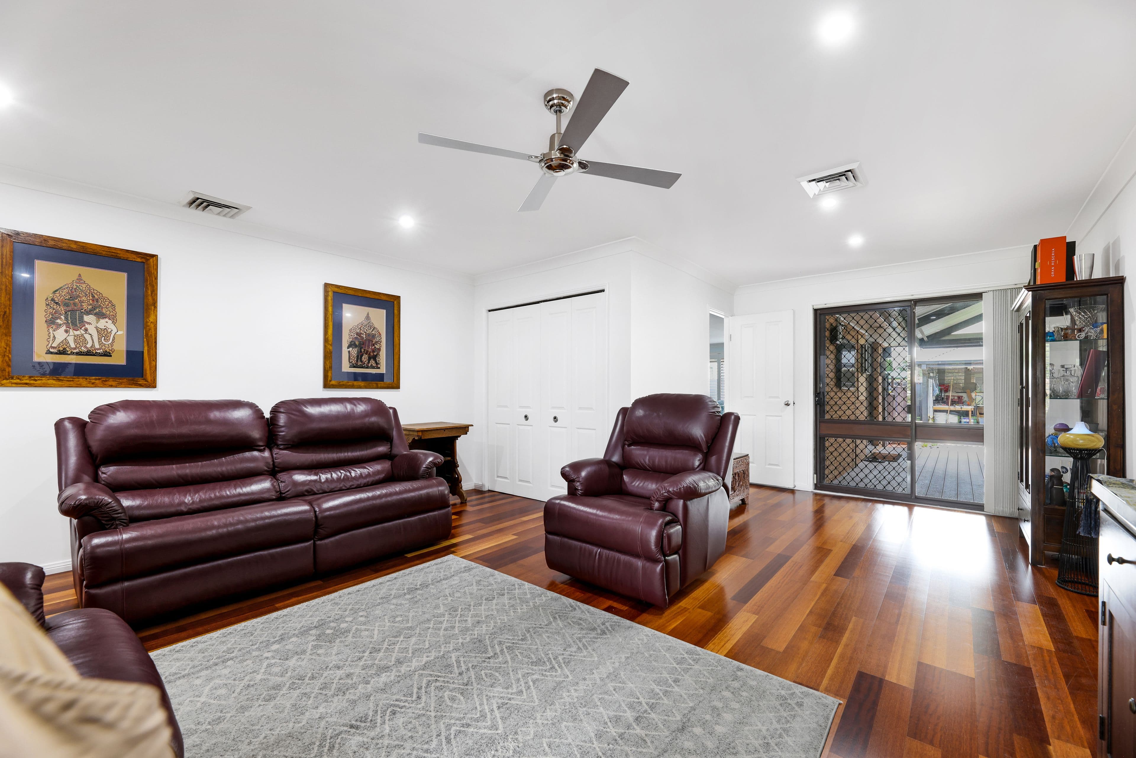 15 Illawarra Drive, St Clair NSW 2759, St Clair - Thumbnail 6