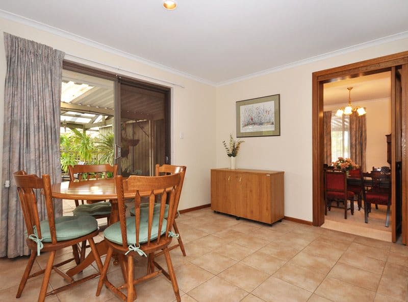 3 Bruce Street, ABERFOYLE PARK SA 5159, Aberfoyle Park - Thumbnail 3