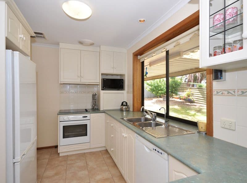 3 Bruce Street, ABERFOYLE PARK SA 5159, Aberfoyle Park - Thumbnail 5