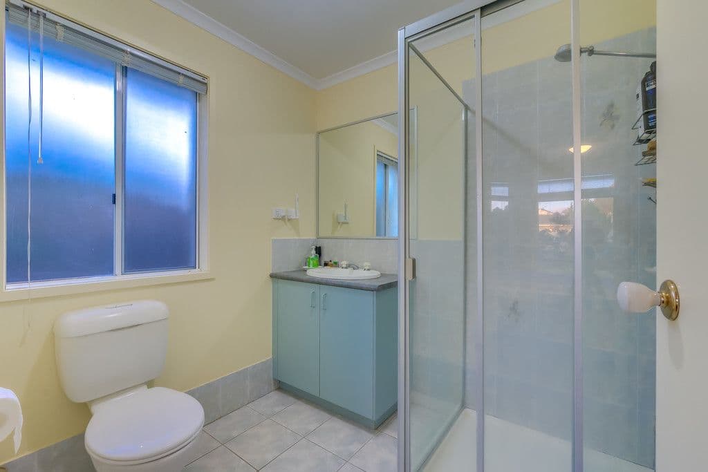 7 Quarrion Court, Hoppers Crossing VIC 3029, Hoppers Crossing - Thumbnail 4