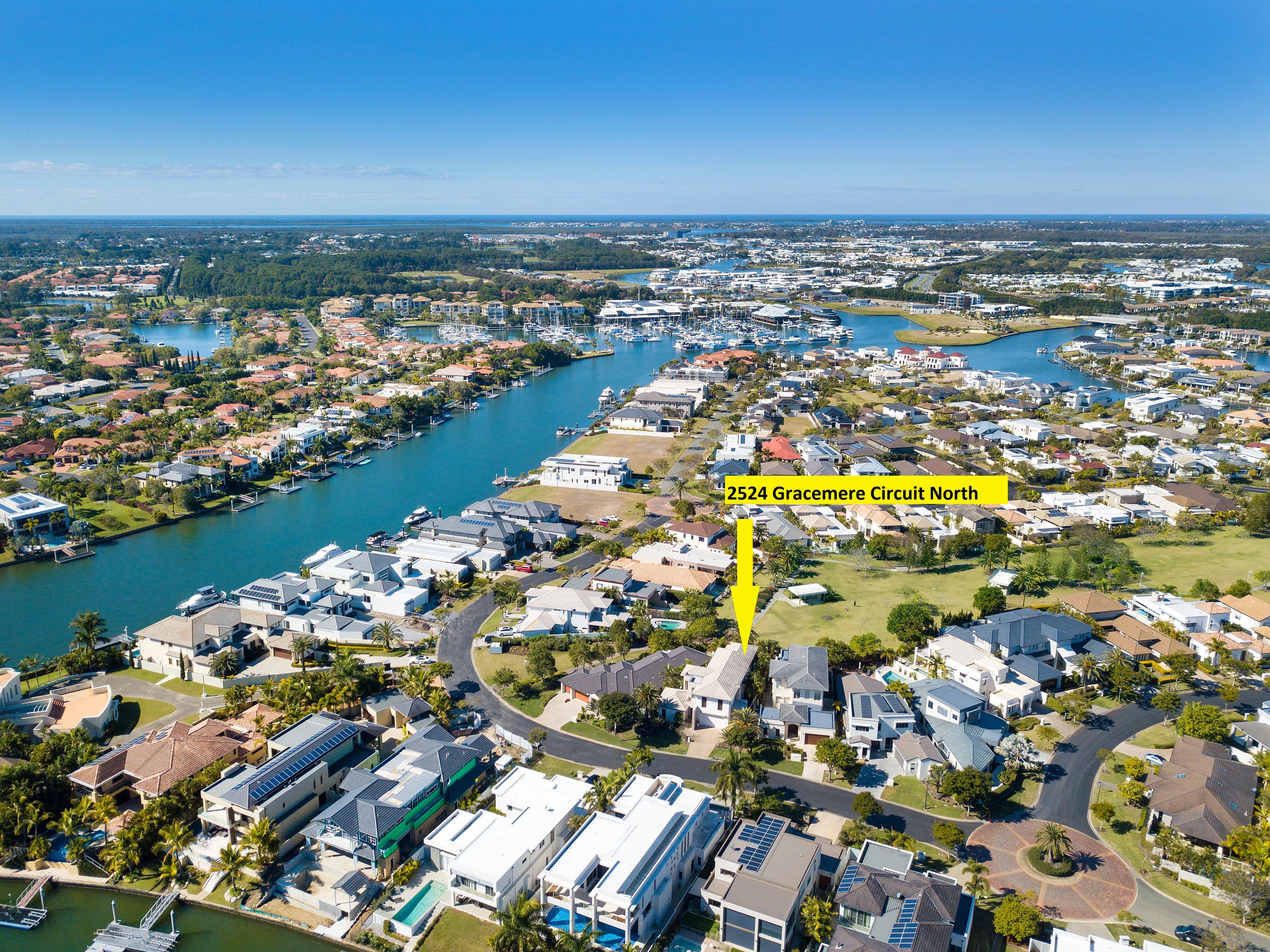 2524 Gracemere Circuit North, Hope Island QLD 4212, Hope Island - Thumbnail 2