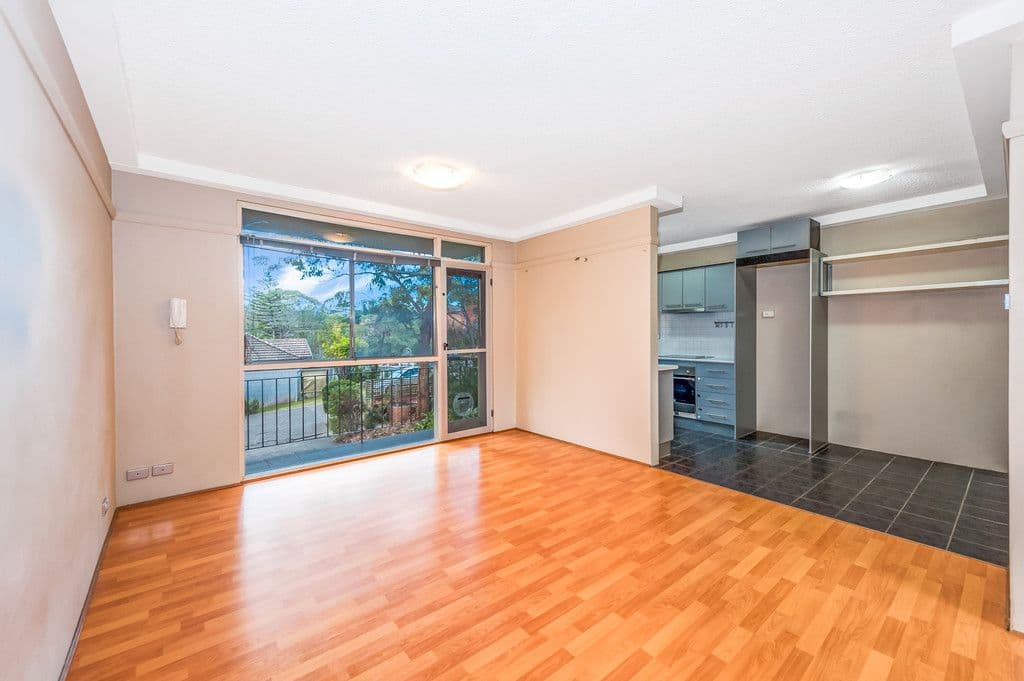 28 Meadow Crescent, Meadowbank NSW 2114, Meadowbank - Thumbnail 2