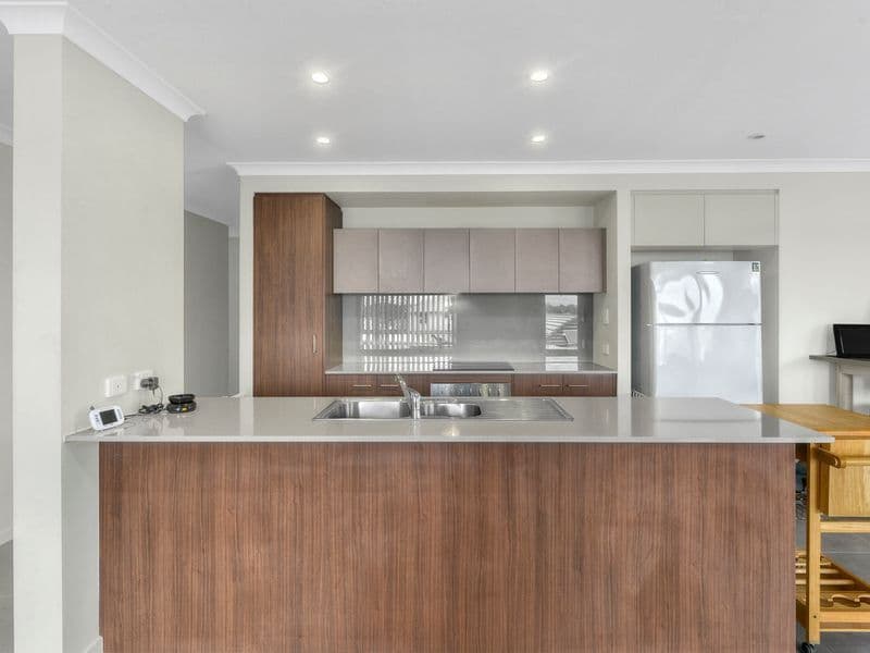 27 Brisbane Road, Warner QLD 4500, Warner - Thumbnail 2