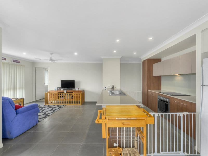 27 Brisbane Road, Warner QLD 4500, Warner - Thumbnail 4