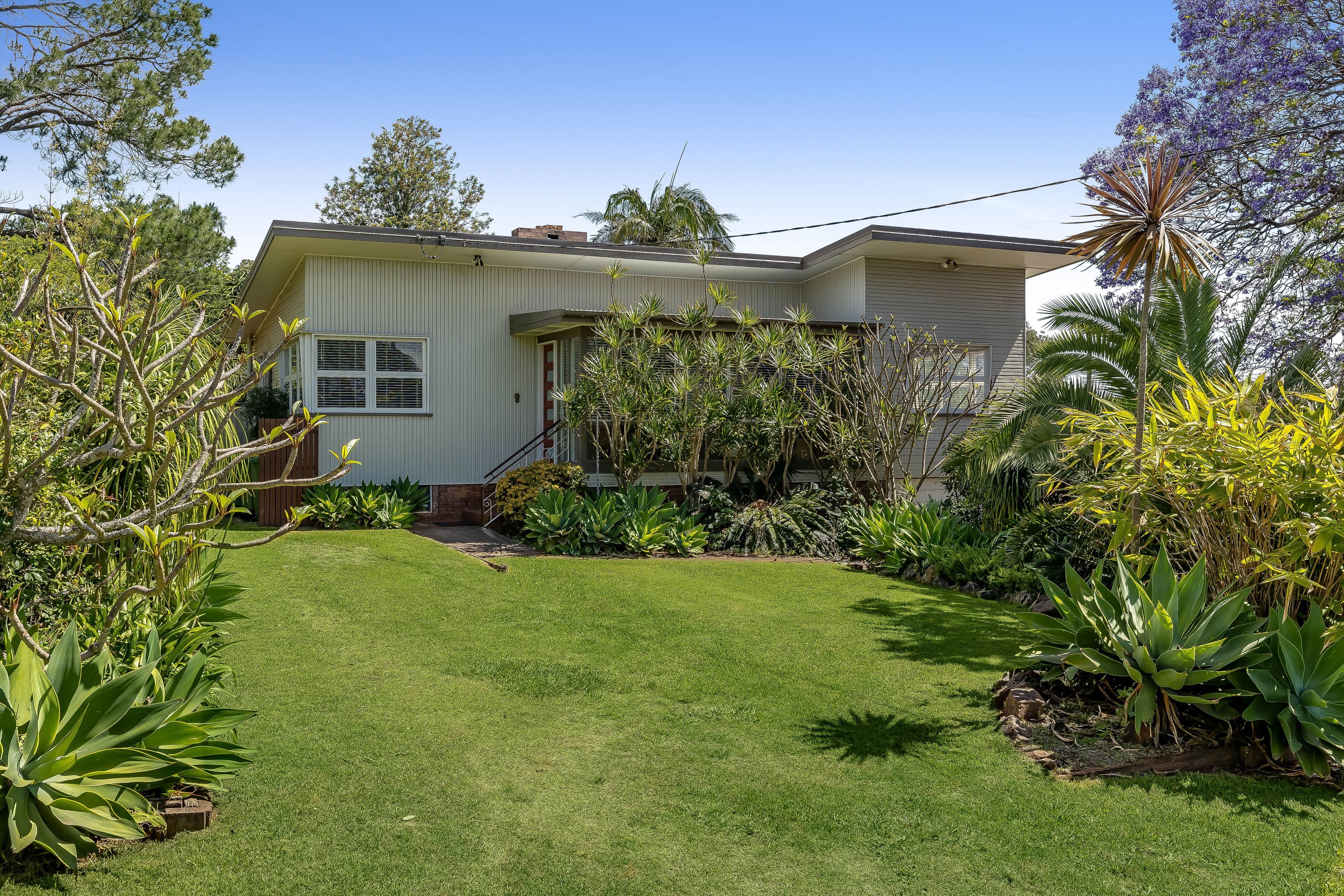 12 Perry Street, Harlaxton QLD 4350, Harlaxton - Thumbnail 2
