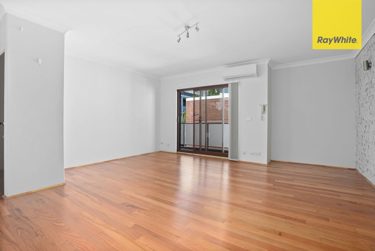 6 King Street, Parramatta NSW 2150, Parramatta - Thumbnail 2
