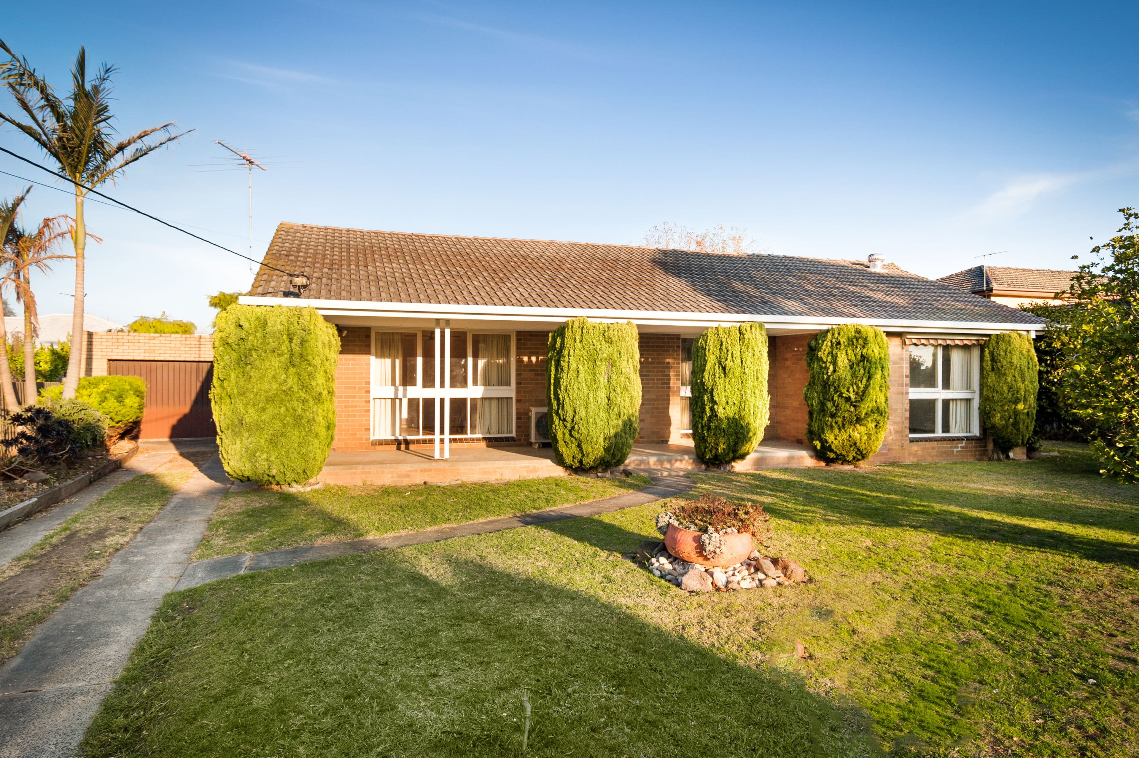 4 Kirra Court, Pakenham VIC 3810, Pakenham - Thumbnail 2