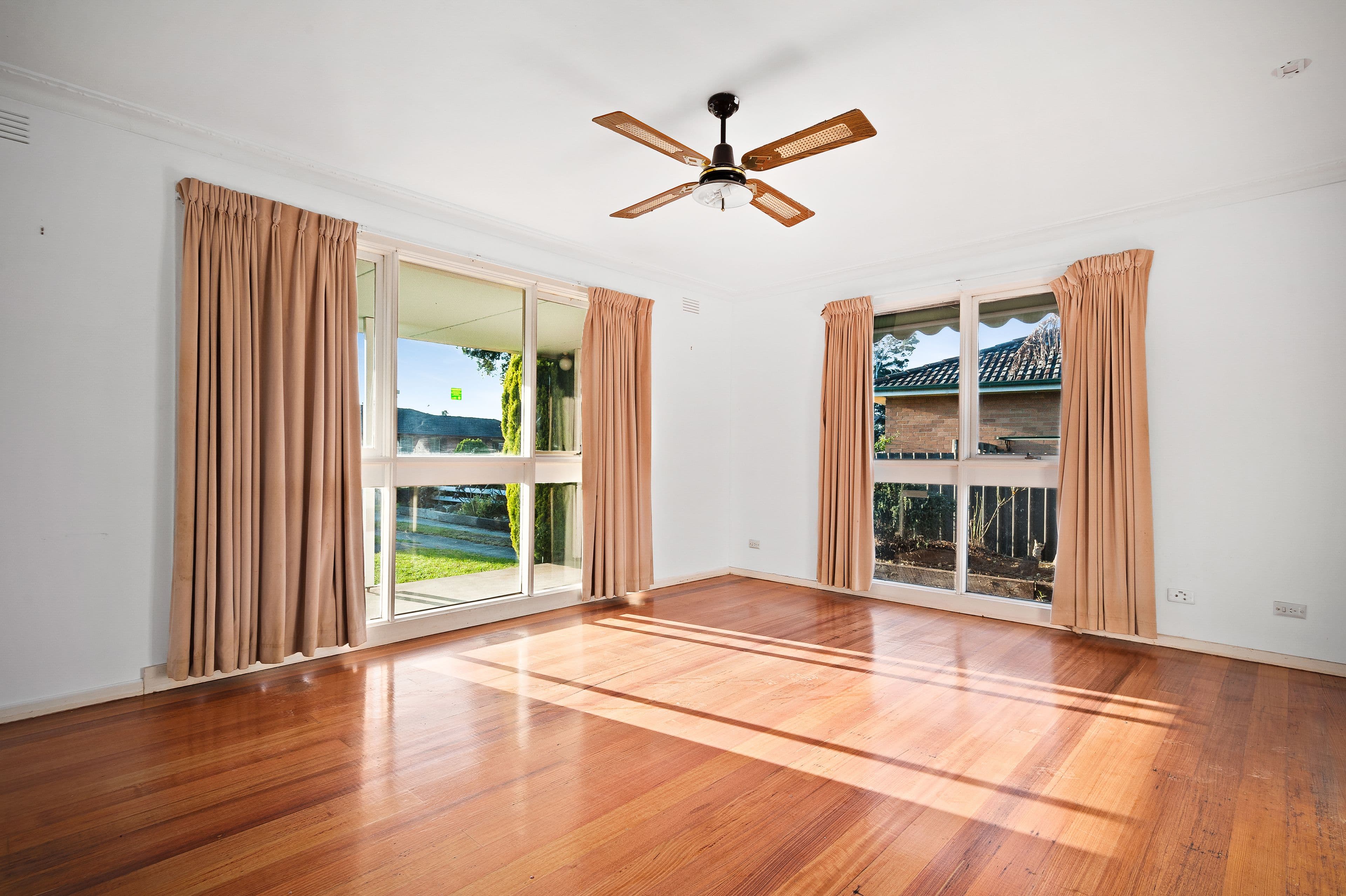 4 Kirra Court, Pakenham VIC 3810, Pakenham - Thumbnail 3