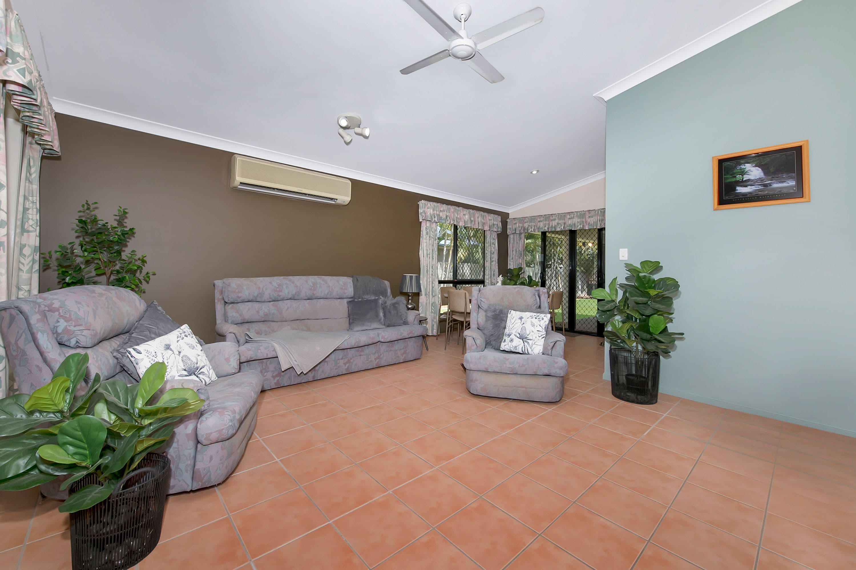 31 Lakewood Avenue, Kirwan QLD 4817, Kirwan - Thumbnail 2