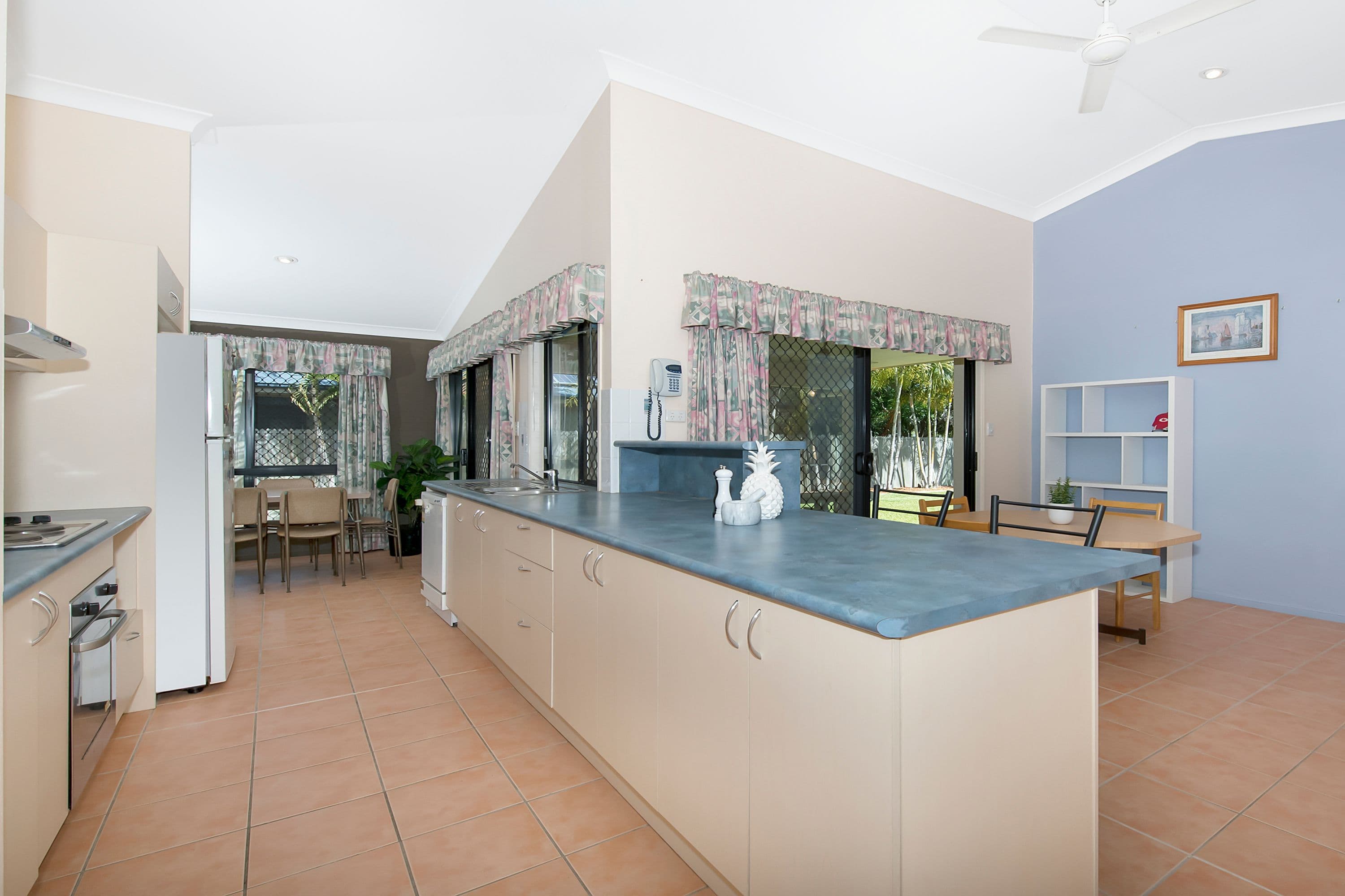 31 Lakewood Avenue, Kirwan QLD 4817, Kirwan - Thumbnail 3