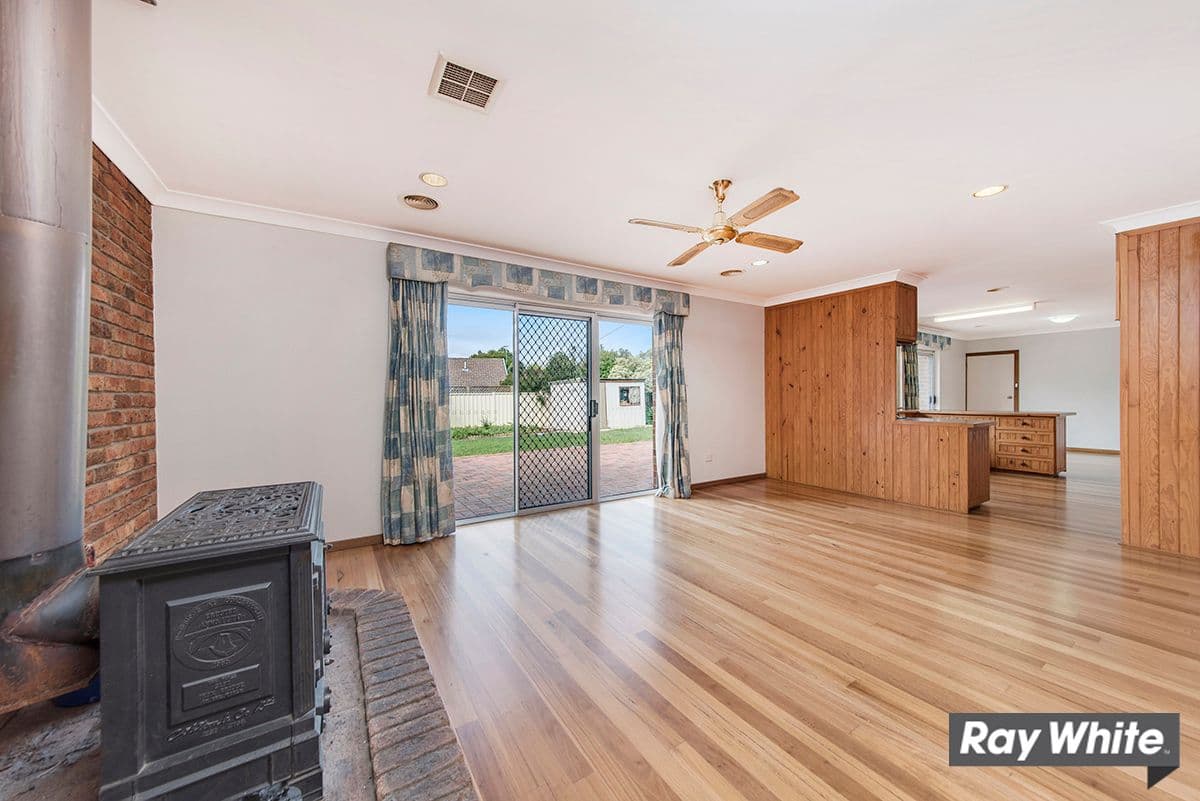 13 Dumas Street, McKellar ACT 2617, McKellar - Thumbnail 5