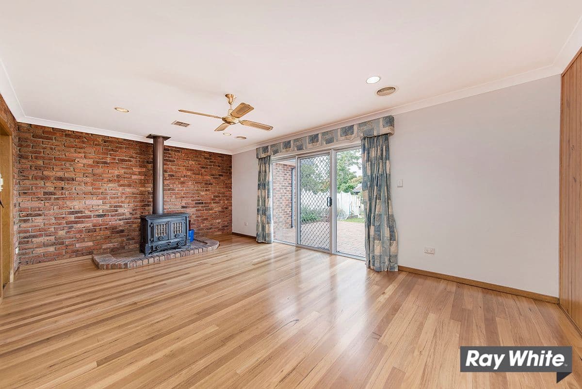 13 Dumas Street, McKellar ACT 2617, McKellar - Thumbnail 6