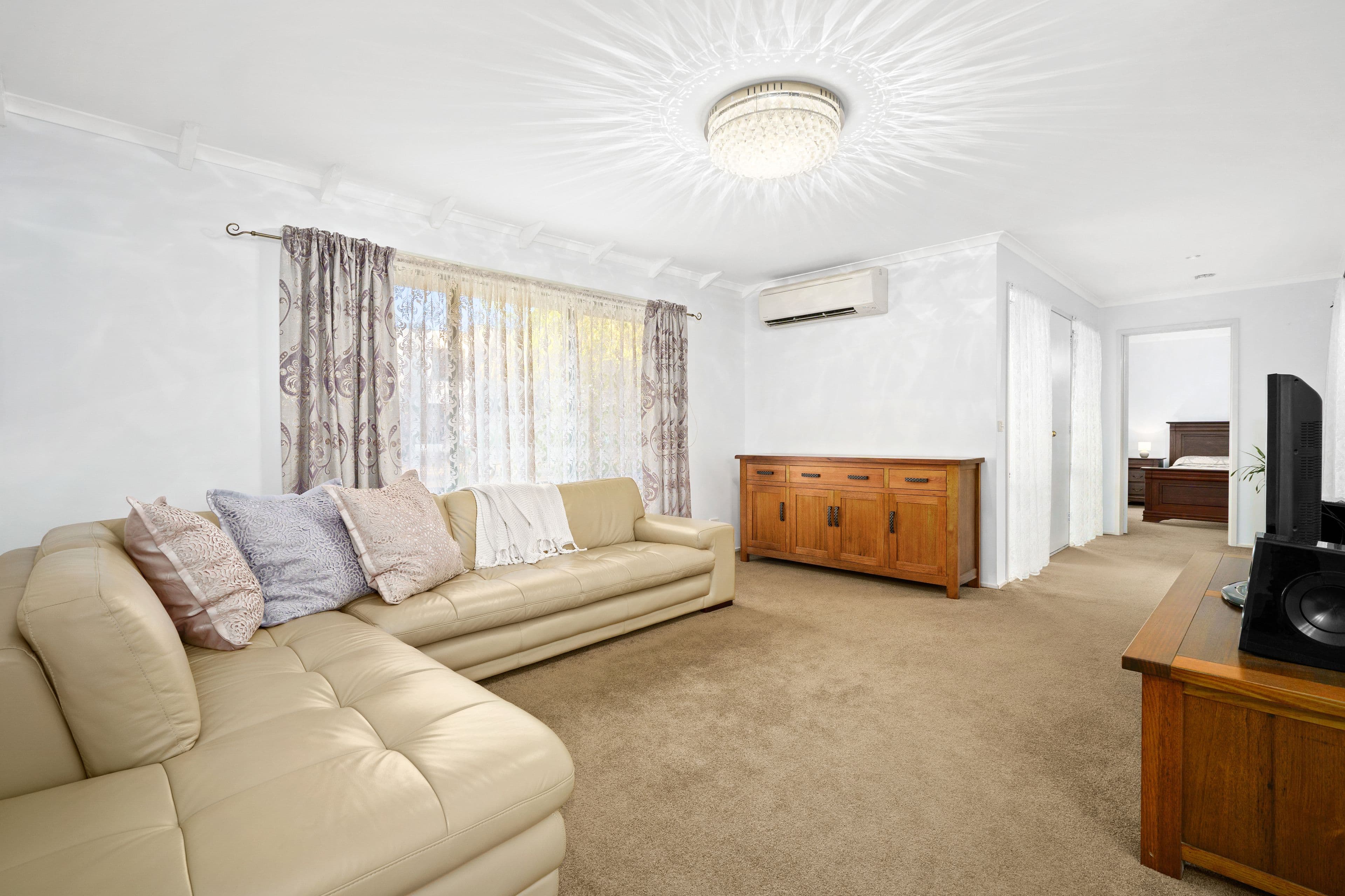 27 Josef Avenue, Bundoora VIC 3083, Bundoora - Thumbnail 2