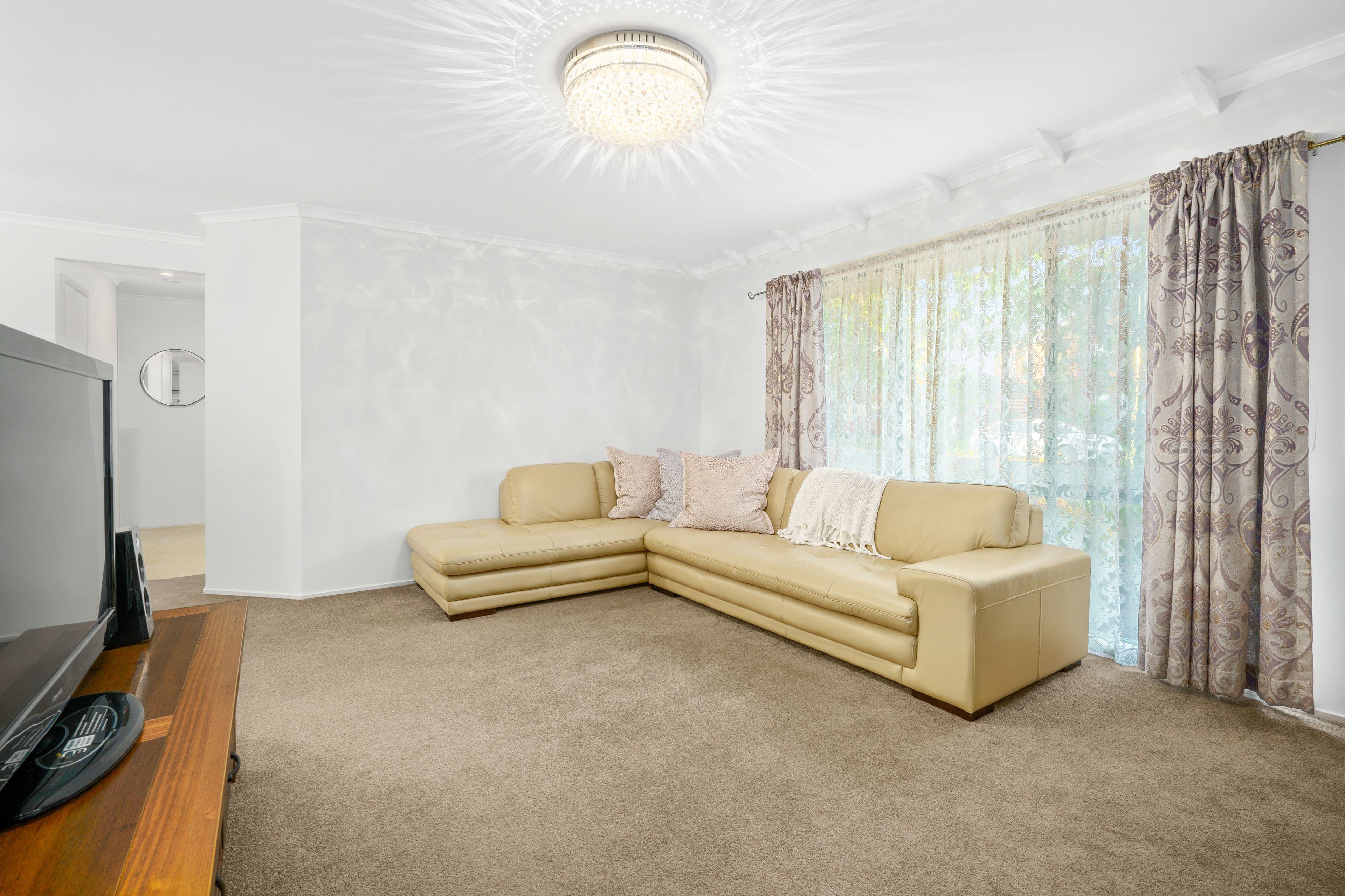 27 Josef Avenue, Bundoora VIC 3083, Bundoora - Thumbnail 3