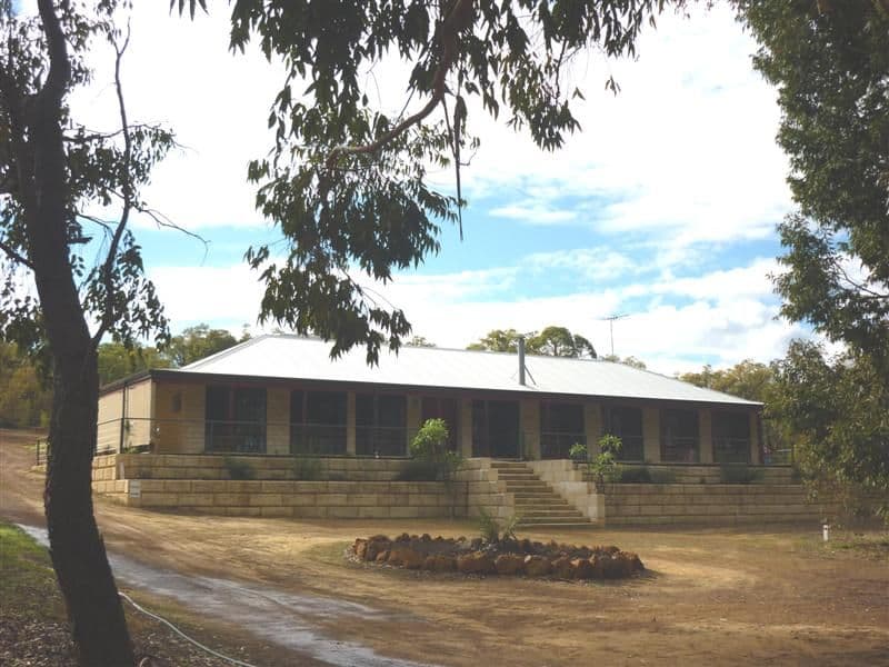 364 Ashmere Drive, BULLSBROOK WA 6084, Bullsbrook - Image 1
