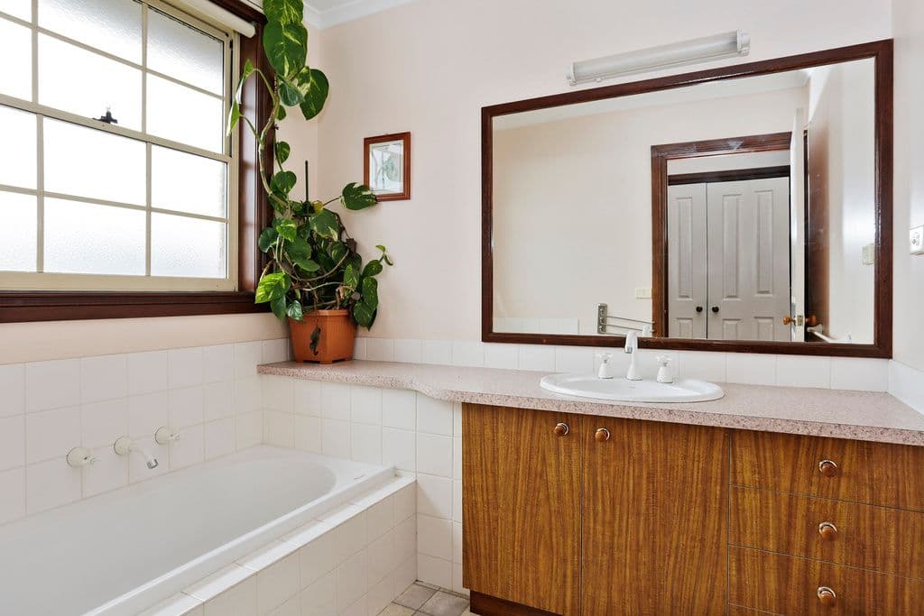 58 Eddington Street, Warrnambool VIC 3280, Warrnambool - Thumbnail 5