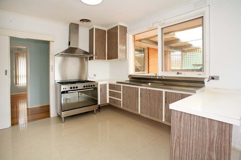 8  Ascot Court, GLEN WAVERLEY VIC 3150, Glen Waverley - Thumbnail 3