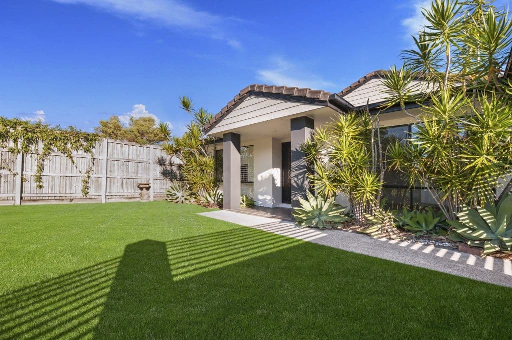 27 Traminer Court, Tweed Heads South - Image 1