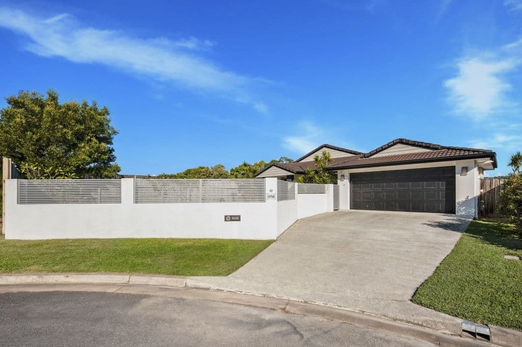 27 Traminer Court, Tweed Heads South - Thumbnail 2