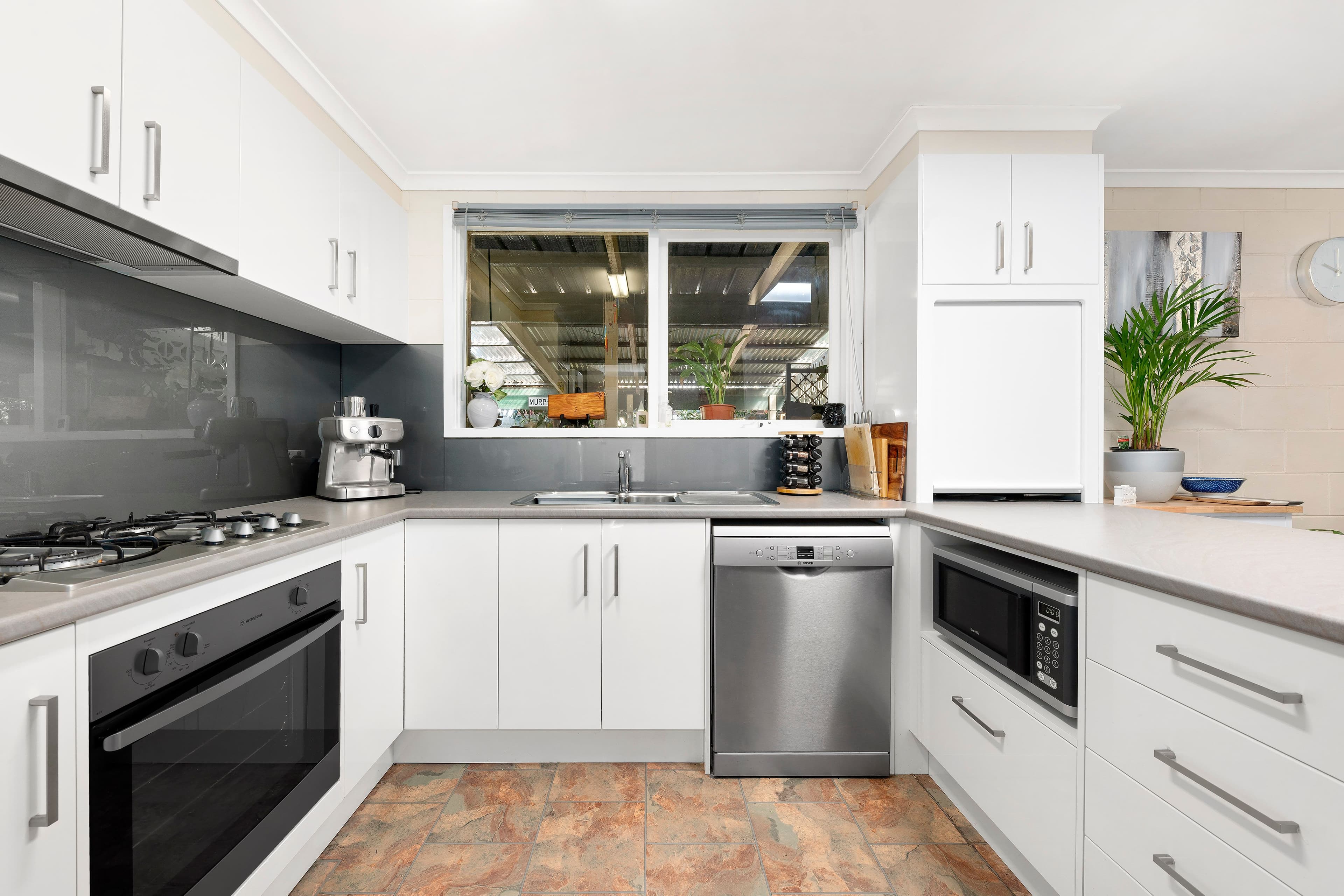5 Tynham Close, Ferntree Gully VIC 3156, Ferntree Gully - Thumbnail 3