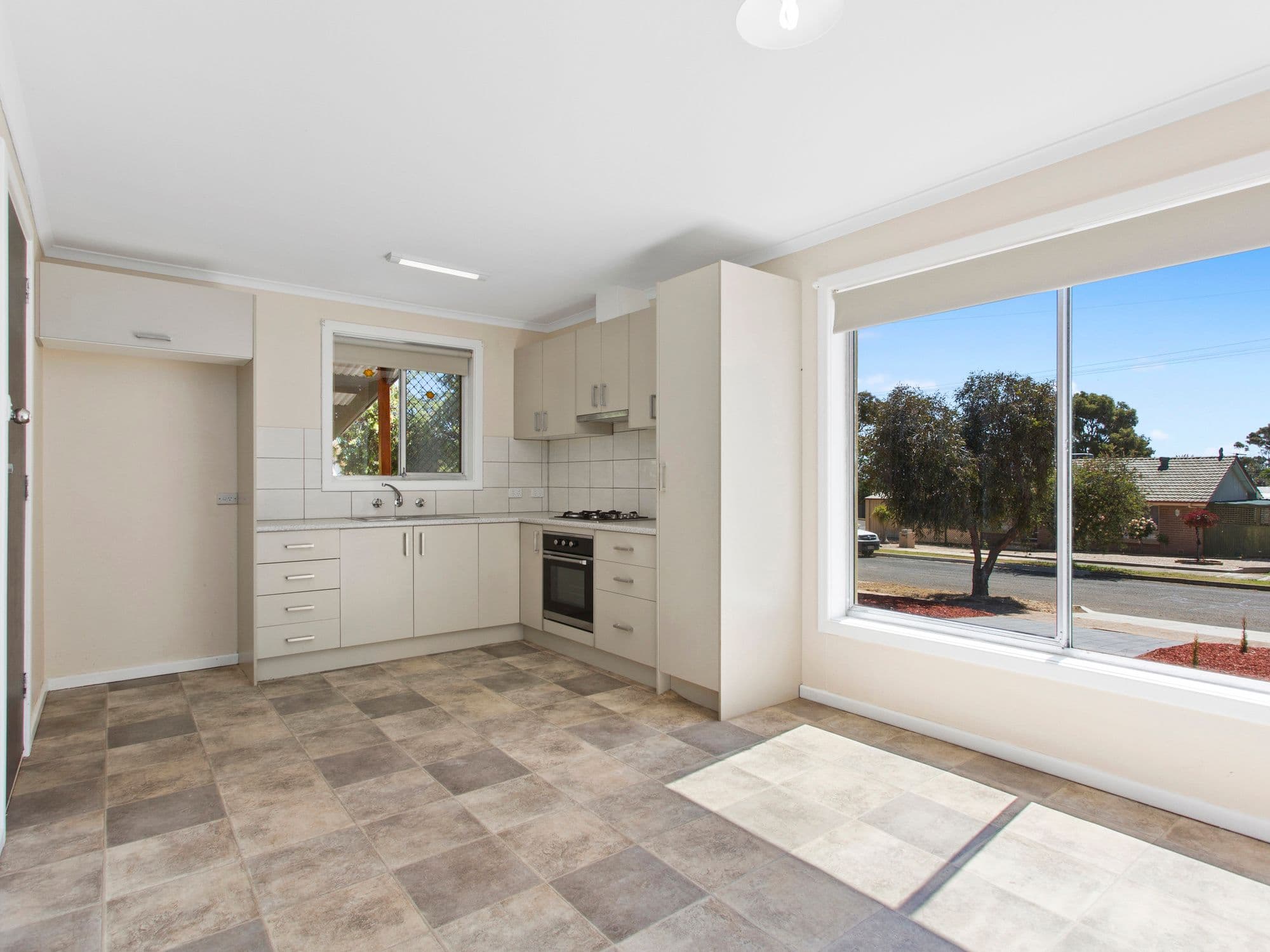 4 Anselm Street, Christie Downs SA 5164, Christie Downs - Thumbnail 3