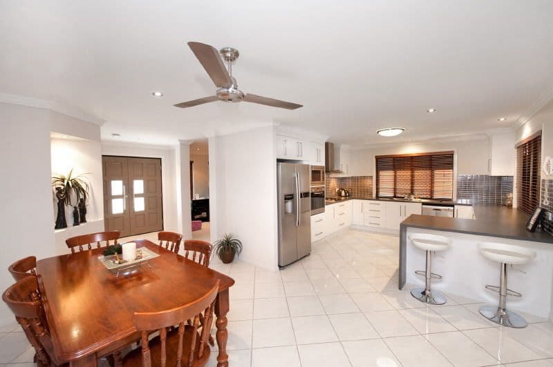 34 Nagle Drive, NORMAN GARDENS QLD 4701, Norman Gardens - Thumbnail 4