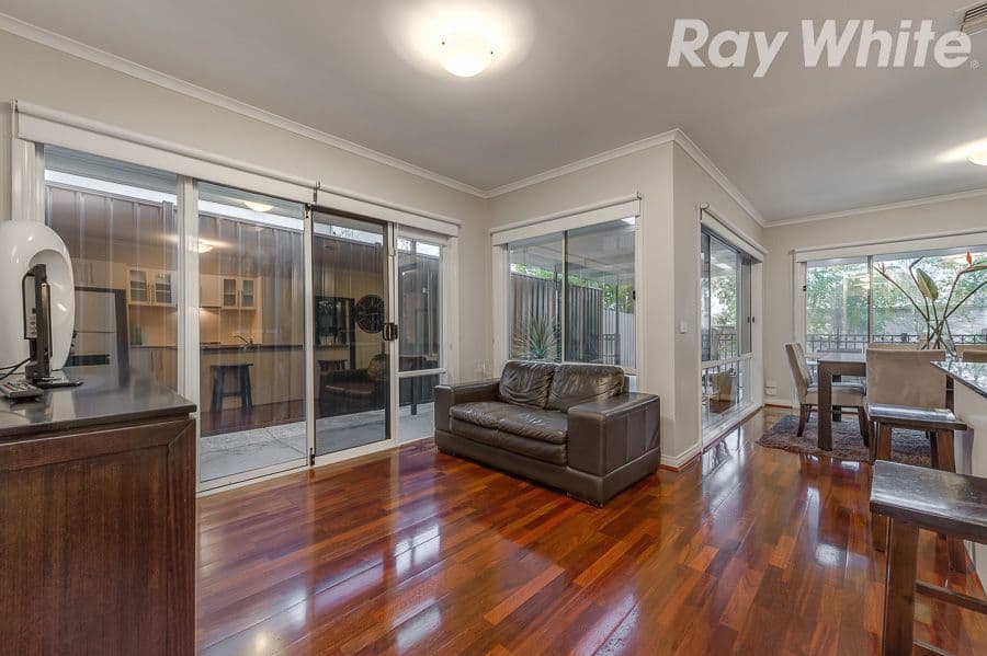 6 Sugar Gum Drive, BUNDOORA VIC 3083, Bundoora - Thumbnail 4